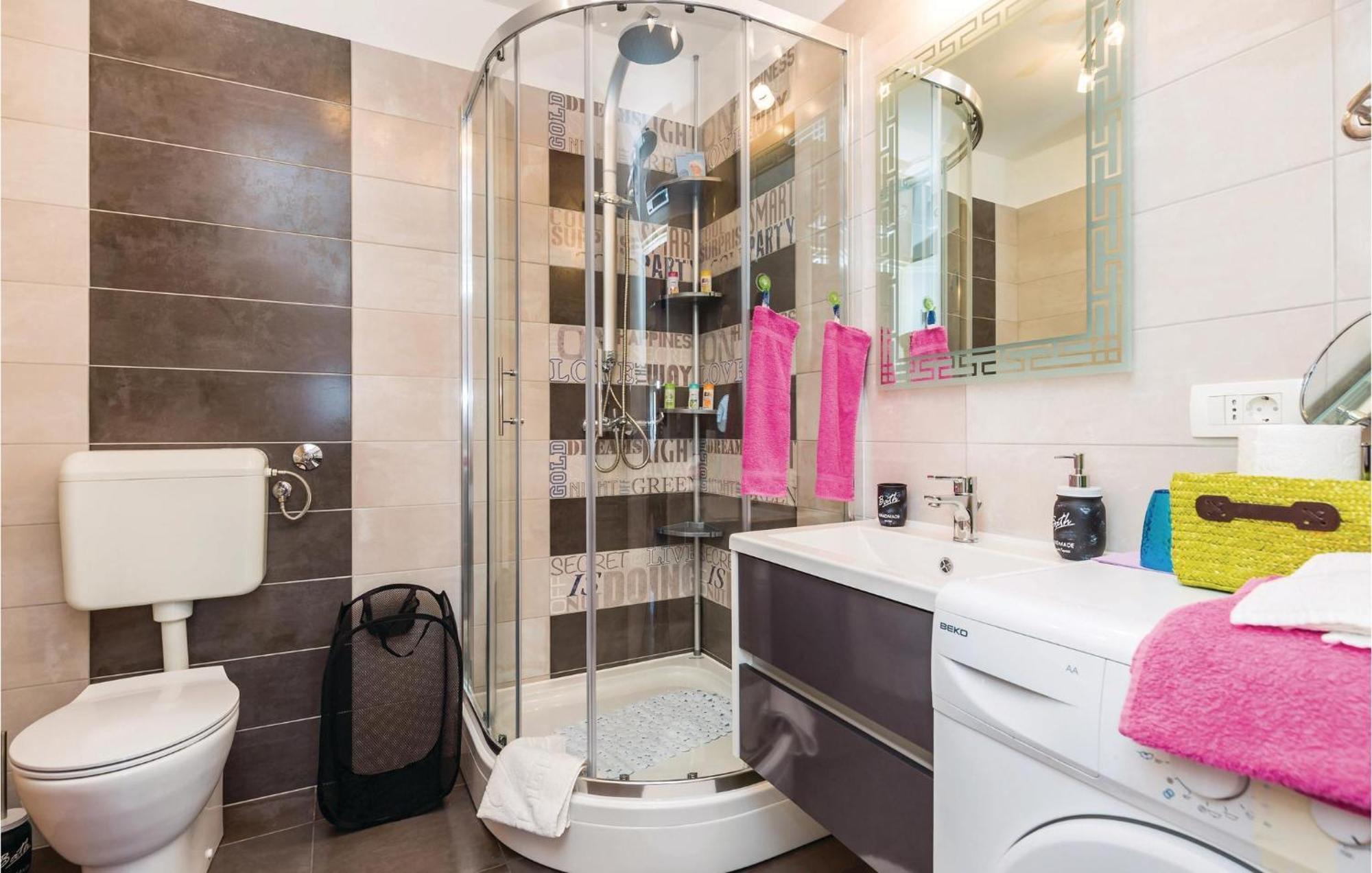 Gorgeous Apartment In Rijeka With Wifi Екстер'єр фото